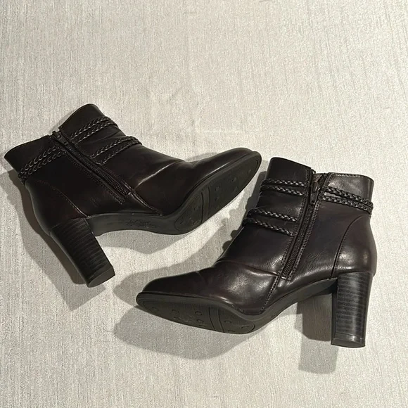Life Stride ‘Yohanna’ Deep Dark Brown Ankle Booties Braided Trim Size 6.5 New - Picture 6 of 15
